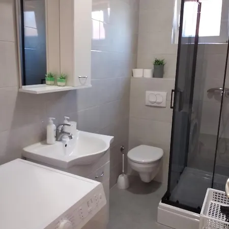 Sara & Kike With Sea View Apartment *