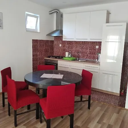 Sara & Kike With Sea View *