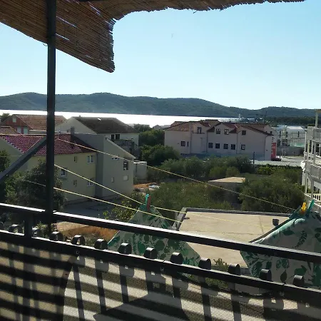 Sara & Kike With Sea View