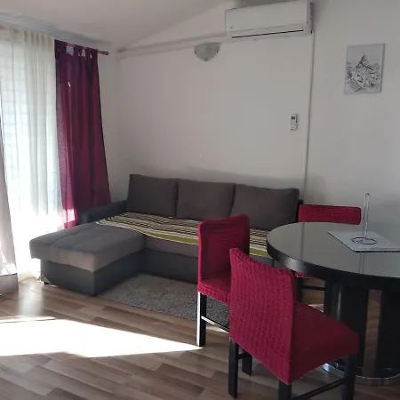 Sara & Kike With Sea View Brodarica (Sibenik-Knin)