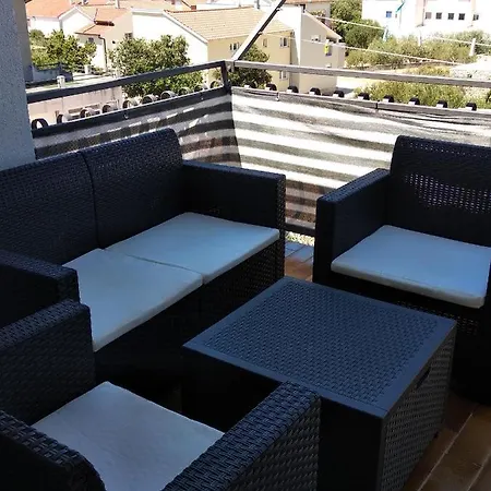 Apartment Sara & Kike With Sea View Brodarica (Sibenik-Knin)