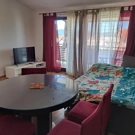 Sara & Kike With Sea View *