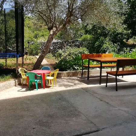 Sara & Kike With Sea View *