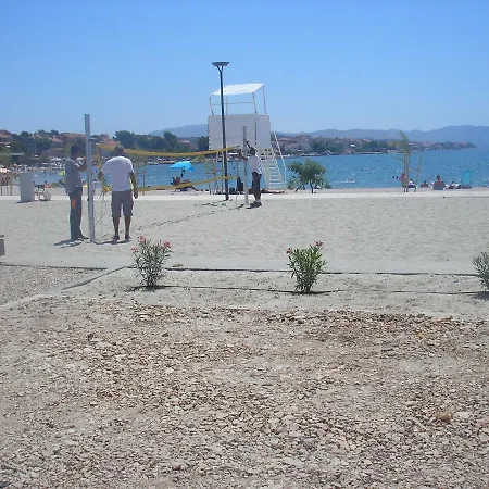 Sara & Kike With Sea View