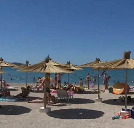 Sara & Kike With Sea View