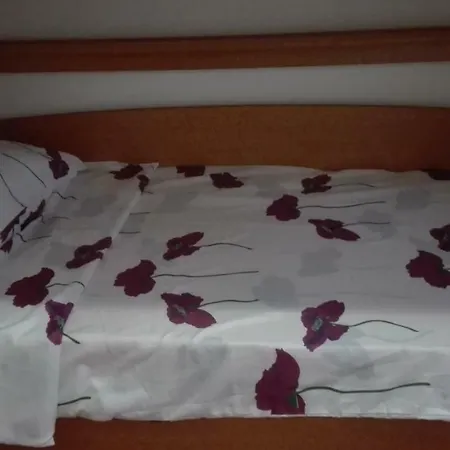 Apartman Sara & Kike With Sea View Brodarica (Sibenik-Knin)