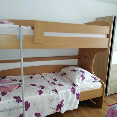 Sara & Kike With Sea View Apartman