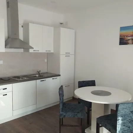 Sara & Kike With Sea View * Brodarica (Sibenik-Knin)