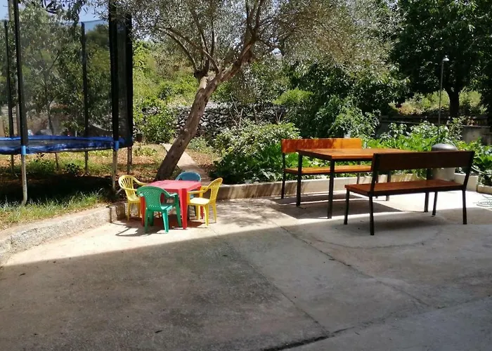 Sara & Kike With Sea View *