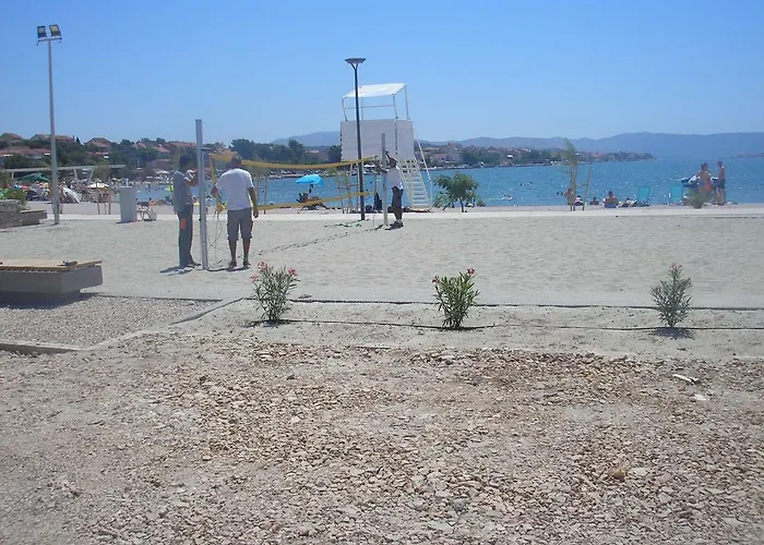 Sara & Kike With Sea View